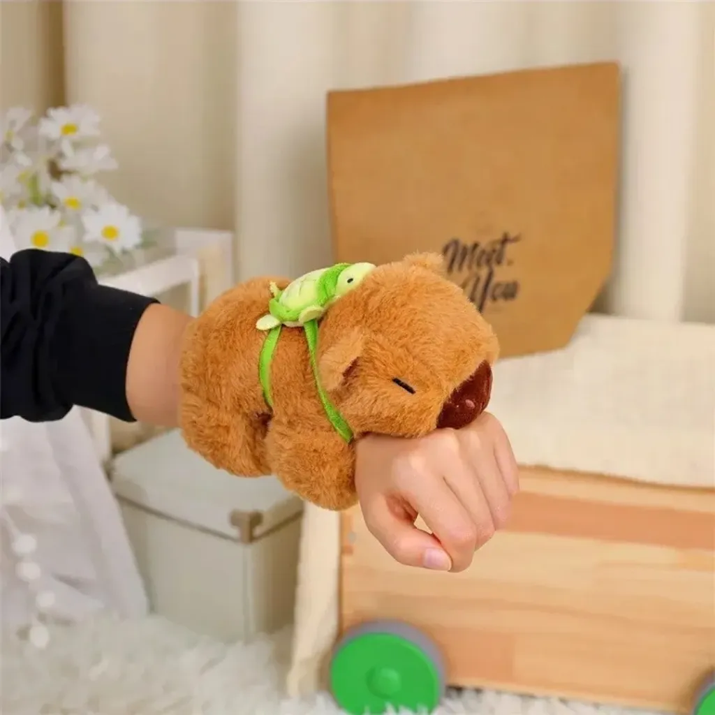 [P-00051] Peluche Brazalete de Capibara